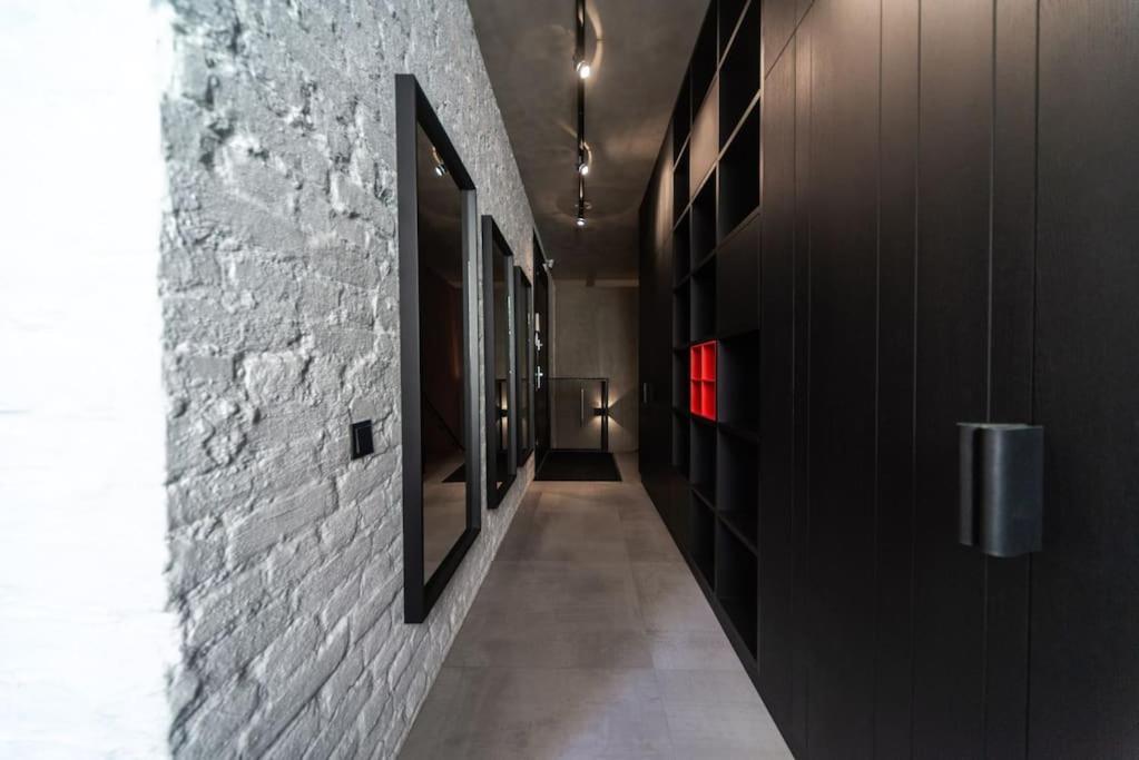 3 Storey Apartment With A Character And A Terrace Riga Exterior photo